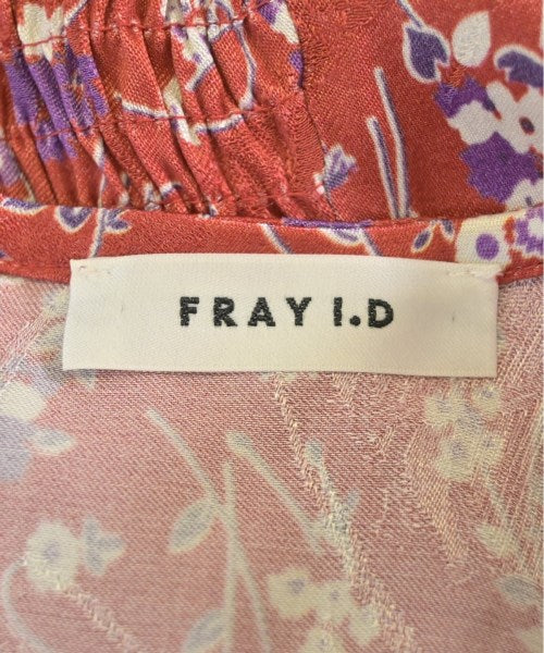 FRAY I.D เสื้อสตรี
