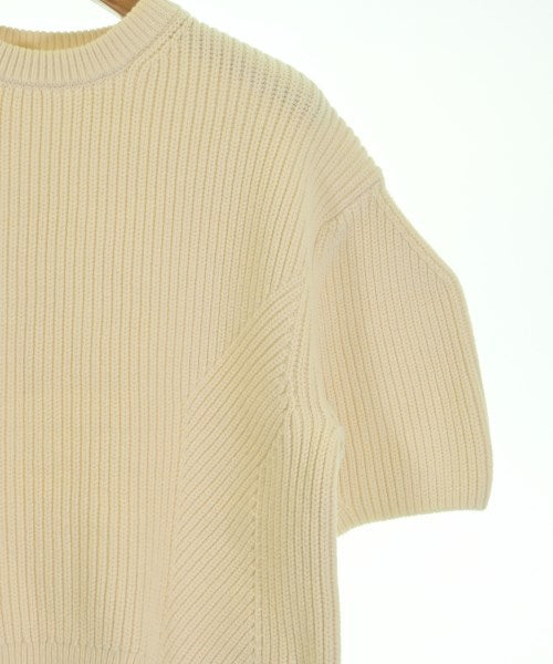 FRAY I.D เสื้อกันหนาว