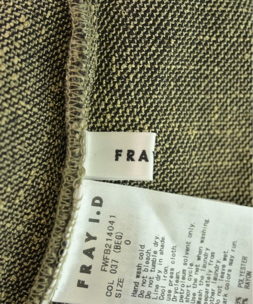 FRAY I.D เสื้อสตรี