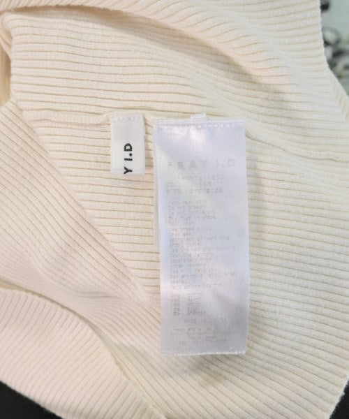 FRAY I.D เสื้อกันหนาว