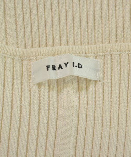 FRAY I.D เสื้อกันหนาว