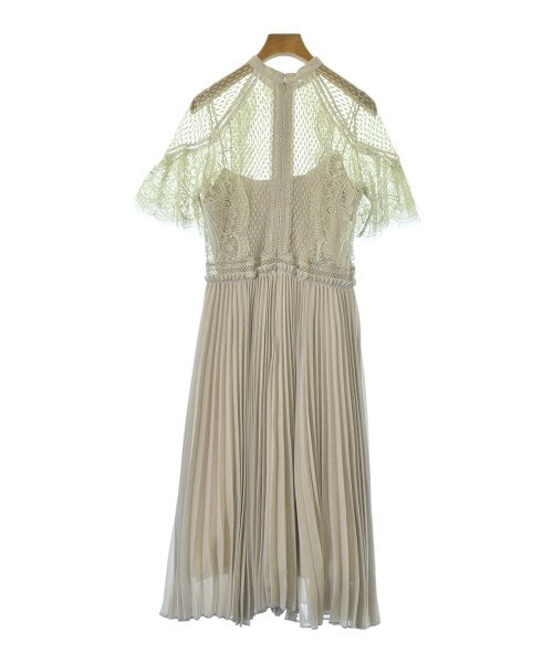 FRAY I.D ชุดเดรส