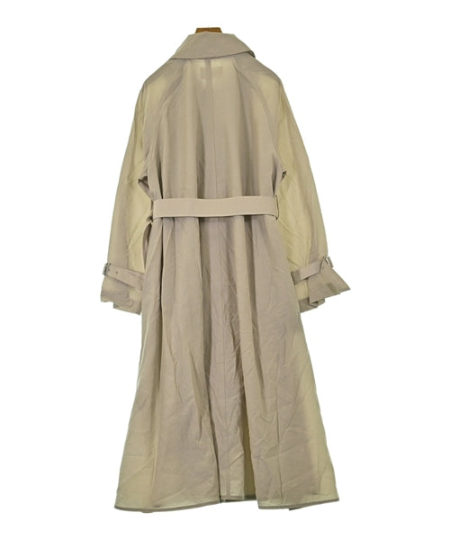 FRAY I.D เสื้อกันฝน