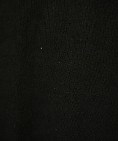 FRAY I.D เสื้อกันหนาว