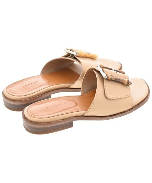 FRAY I.D รองเท้าแตะ