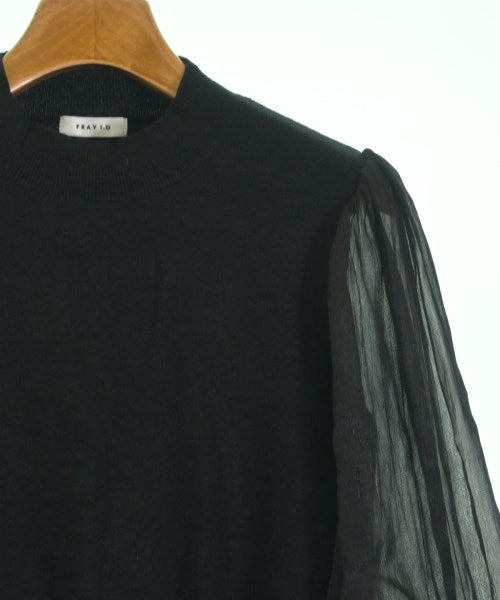 FRAY I.D เสื้อกันหนาว