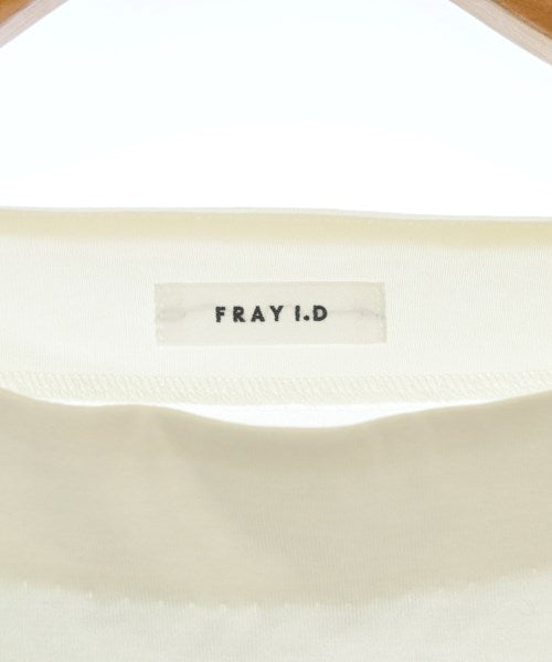 FRAY I.D เสื้อยืด/เสื้อท็อปส์