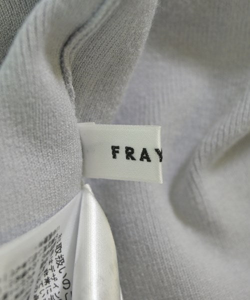 FRAY I.D เสื้อกันหนาว