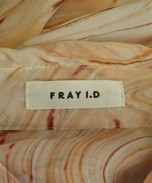FRAY I.D เสื้อสตรี