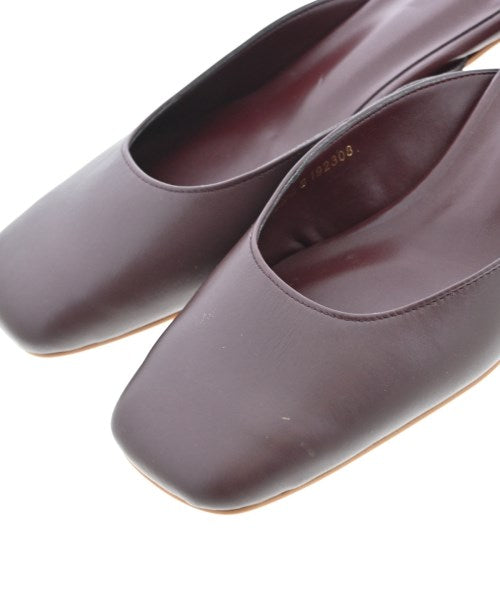 FRAY I.D รองเท้าแตะ