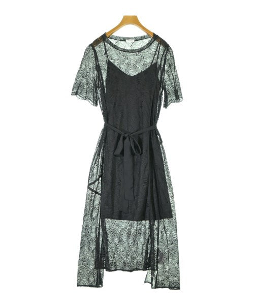 FRAY I.D ชุดเดรส