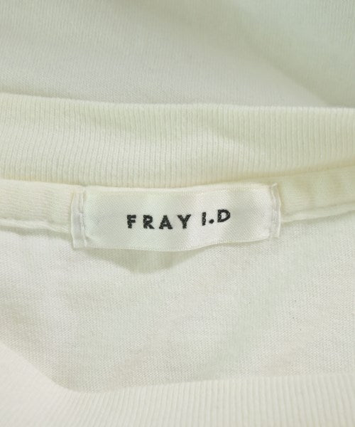 FRAY I.D เสื้อยืด/เสื้อท็อปส์