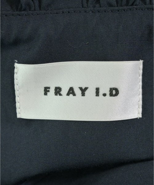 FRAY I.D เสื้อกันฝน