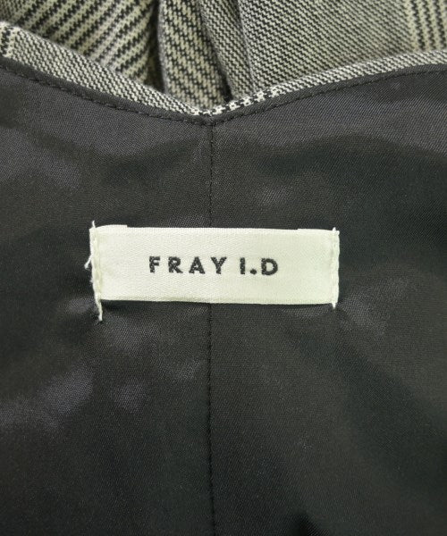 FRAY I.D ชุดเดรส