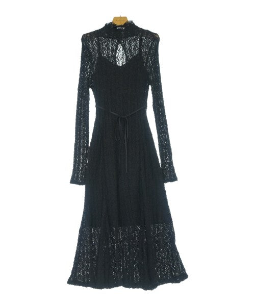 FRAY I.D ชุดเดรส