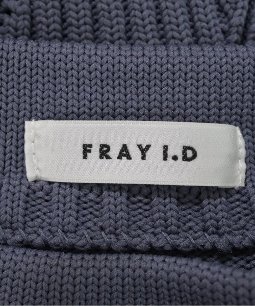 FRAY I.D เสื้อกันหนาว