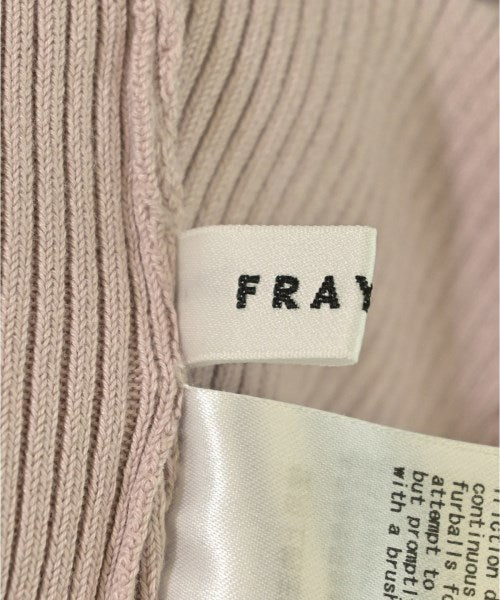 FRAY I.D เสื้อกันหนาว