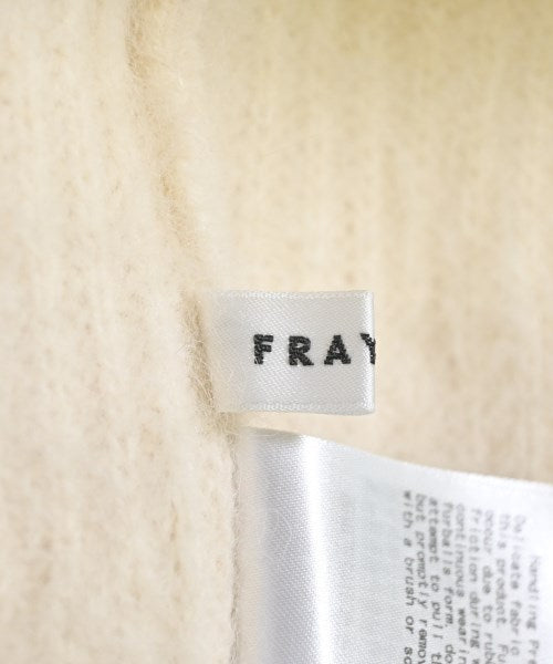FRAY I.D เสื้อกันหนาว