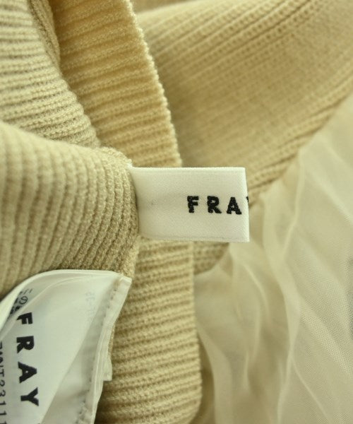 FRAY I.D เสื้อกันหนาว
