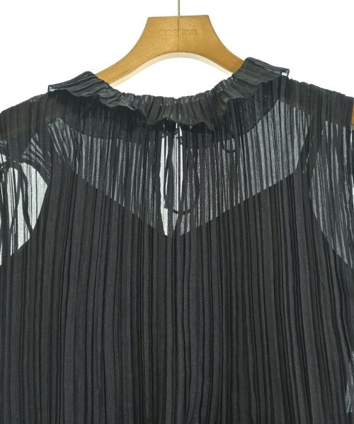 FRAY I.D เสื้อสตรี