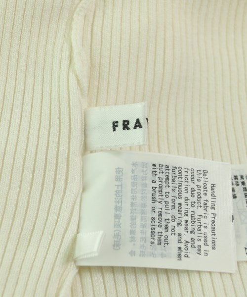 FRAY I.D เสื้อกันหนาว