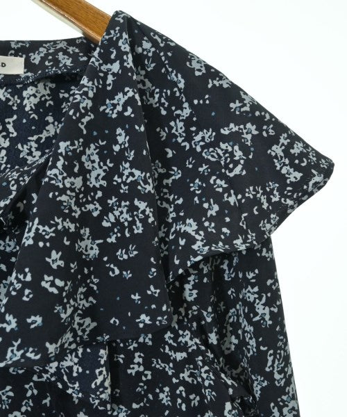 FRAY I.D เสื้อสตรี