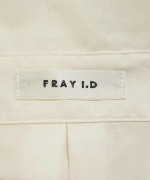 FRAY I.D เสื้อสตรี