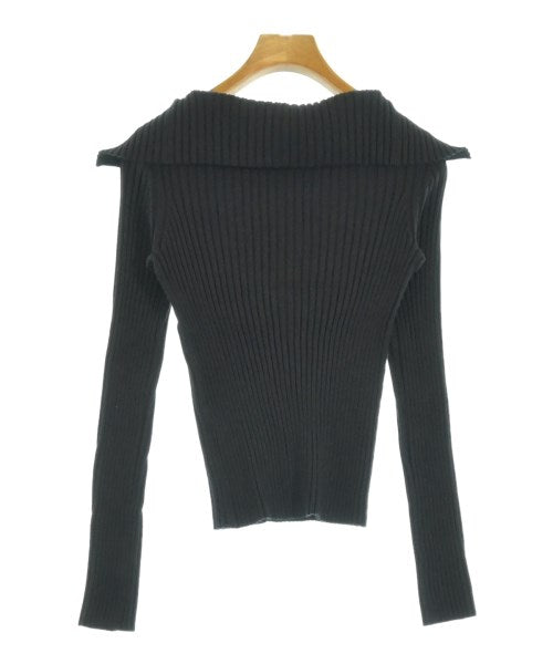 FRAY I.D เสื้อกันหนาว