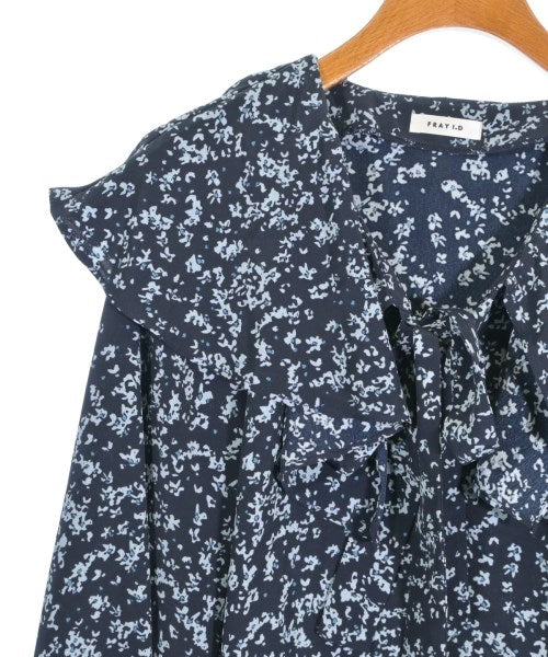 FRAY I.D เสื้อสตรี