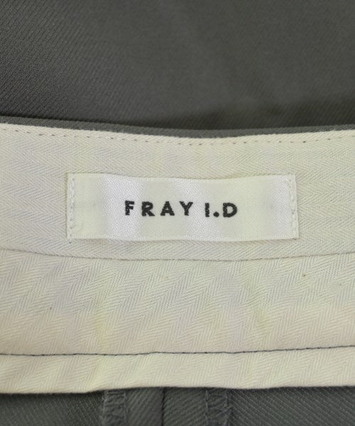 FRAY I.D กางเกงขายาว