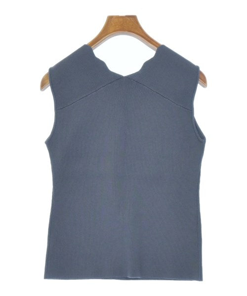 FRAY I.D เสื้อแขนกุด