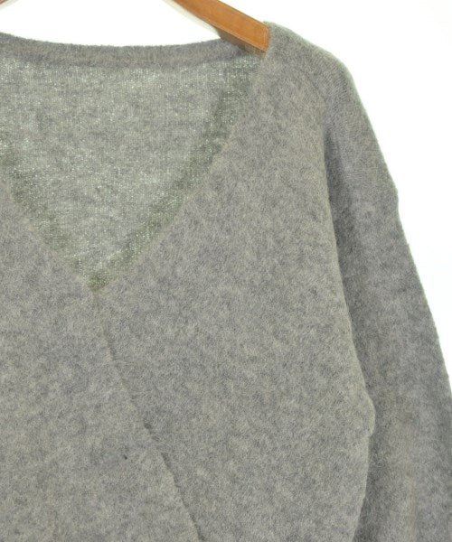 FRAY I.D เสื้อกันหนาว