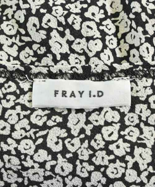 FRAY I.D ชุดเดรส
