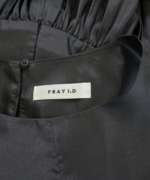 FRAY I.D ชุดเดรส