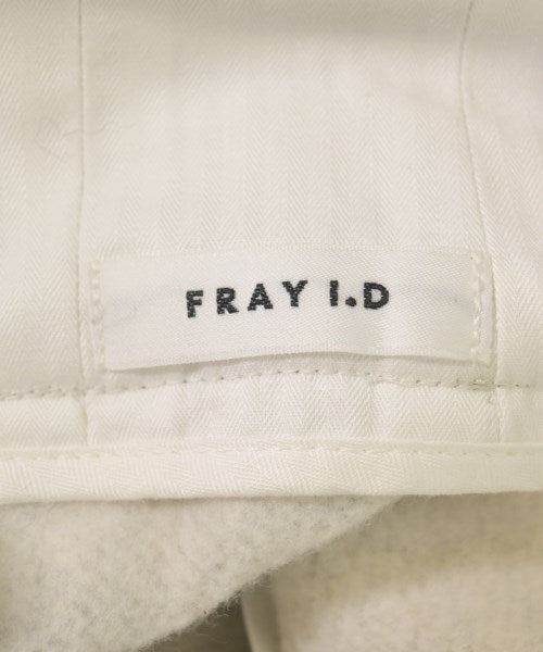 FRAY I.D กางเกงวอร์ม
