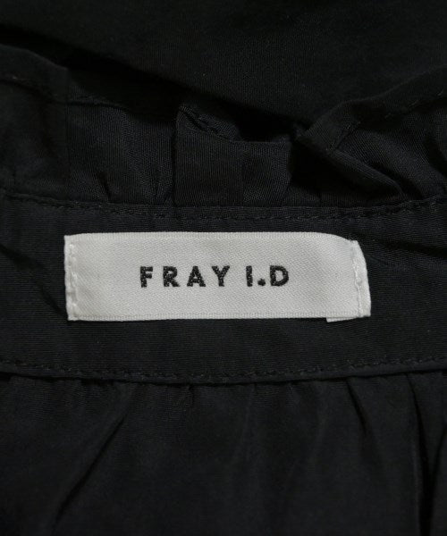 FRAY I.D เสื้อสตรี