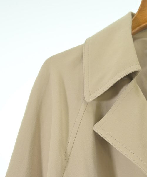 FRAY I.D เสื้อกันฝน