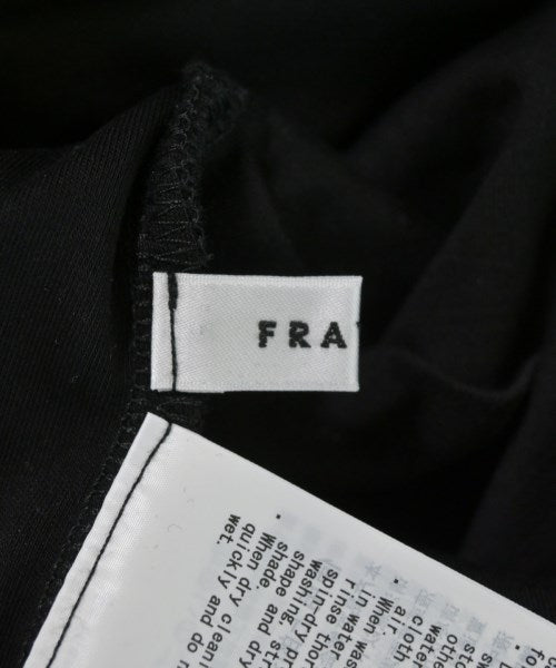 FRAY I.D เสื้อยืด/เสื้อท็อปส์