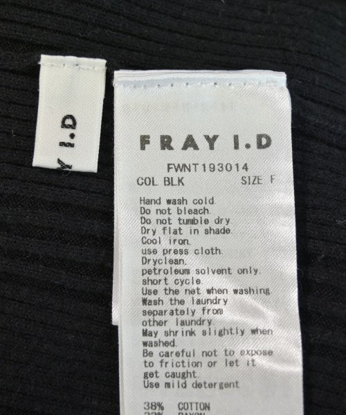 FRAY I.D เสื้อกันหนาว