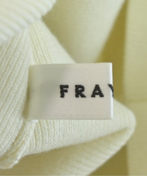 FRAY I.D เสื้อกันหนาว