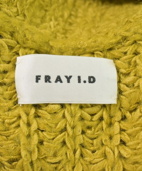 FRAY I.D เสื้อกันหนาว