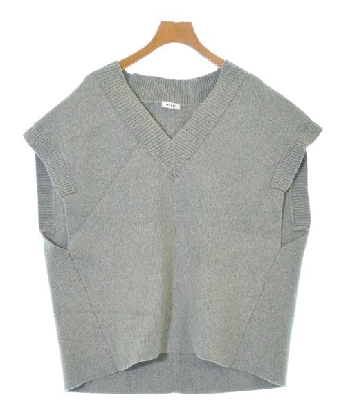 FRAY I.D เสื้อกั๊ก