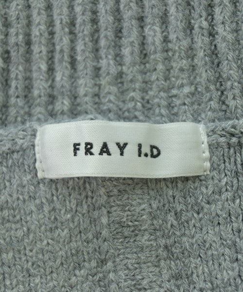 FRAY I.D เสื้อกั๊ก
