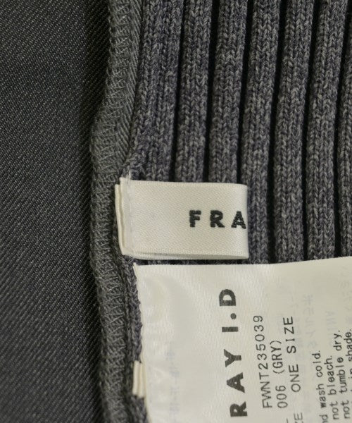 FRAY I.D เสื้อแขนกุด