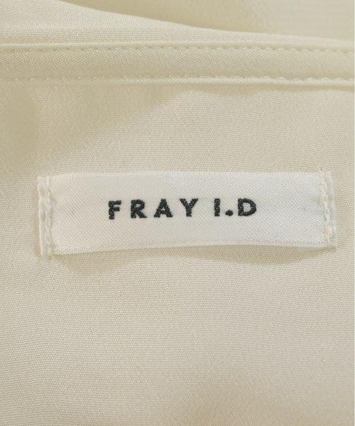 FRAY I.D เสื้อสตรี