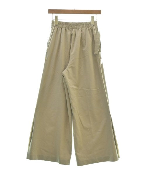 soffitto กางเกง อื่น