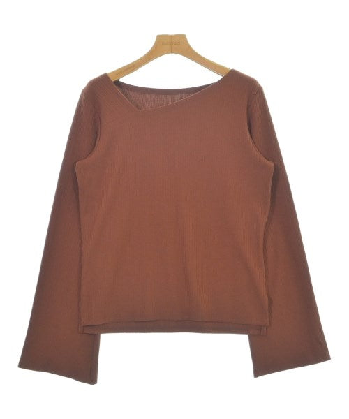 soffitto เสื้อยืด/เสื้อท็อปส์