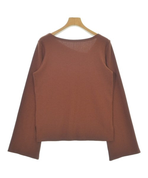 soffitto เสื้อยืด/เสื้อท็อปส์