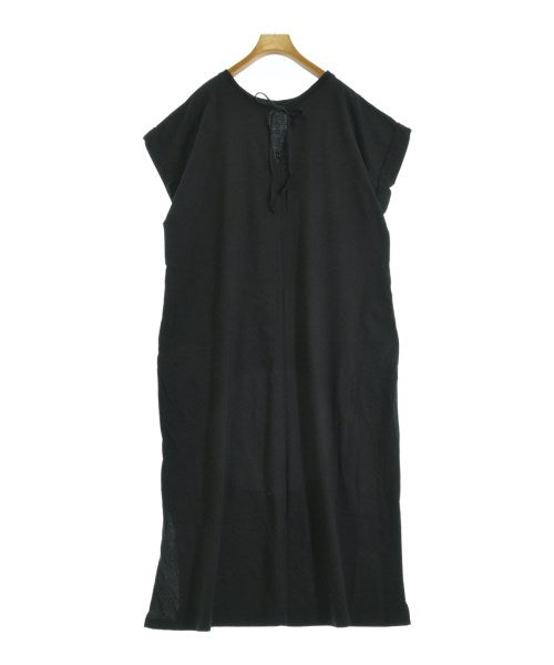 soffitto ชุดเดรส