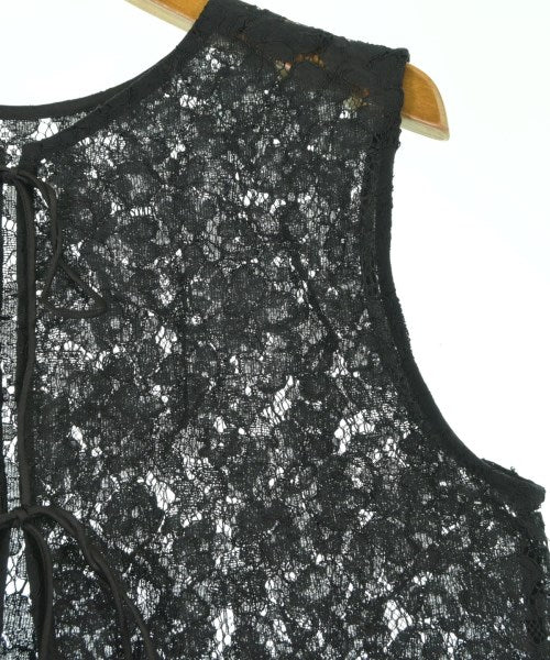 soffitto เสื้อสตรี